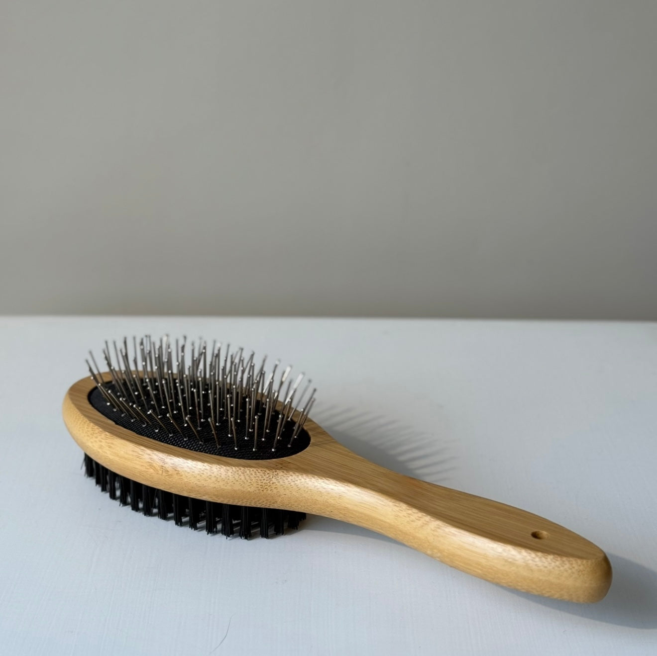 Hundebörste i bambus / dobbelt