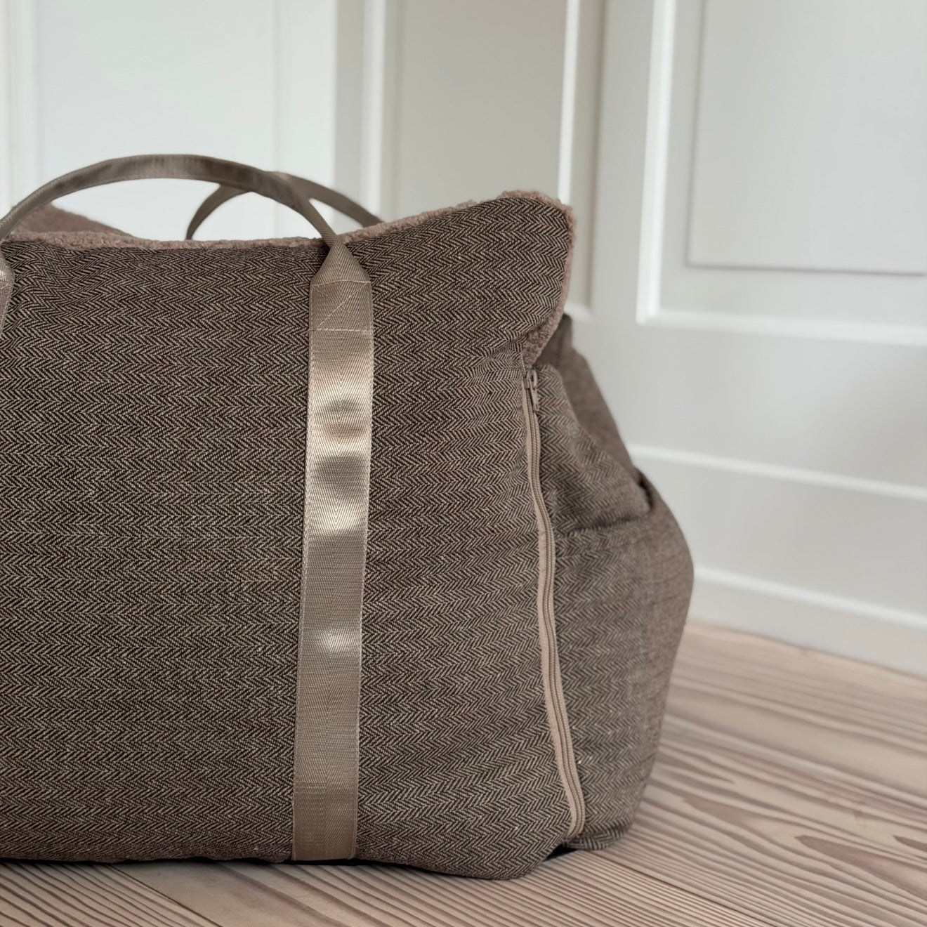 BJØRK BILSÄTE FÖR HUNDAR - BRUN TWEED