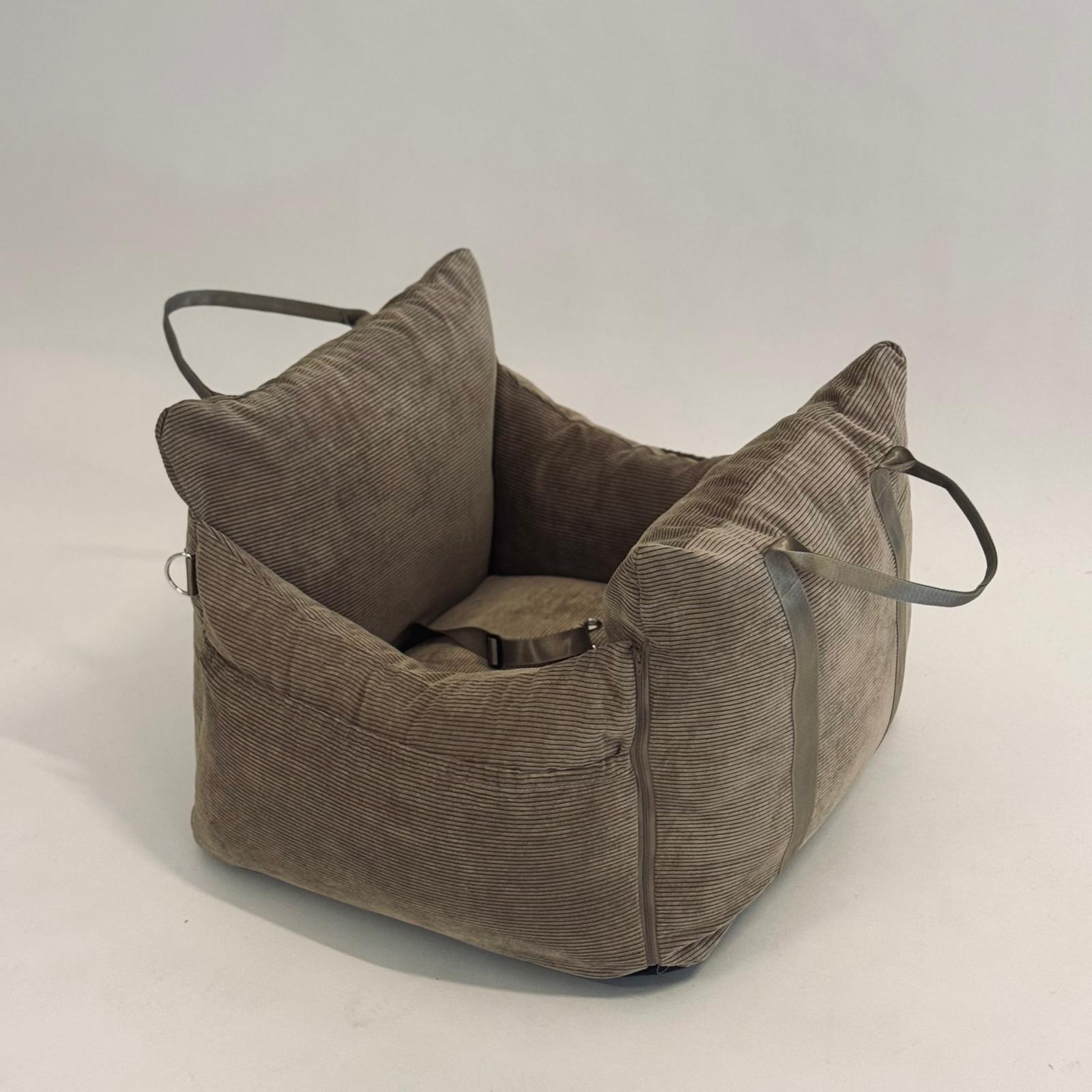 Björk bilsäte för hundar – Ljusbrunt