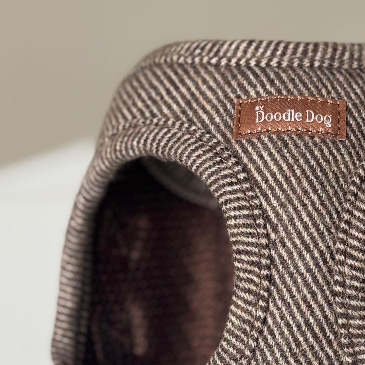 Nora kropssele i tweed - brun/beige